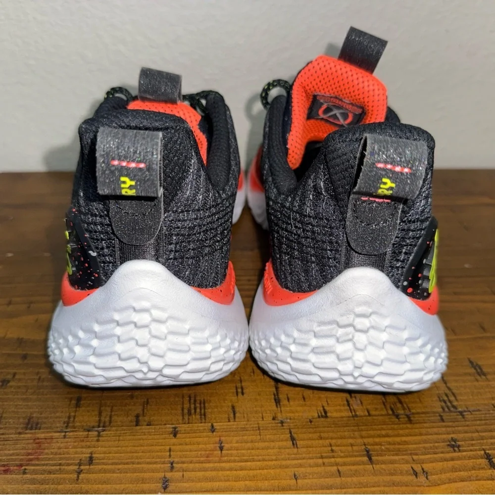 Under Armour Curry Flow Basketball Shoes Black Neon Streetwear‎ Sz 11